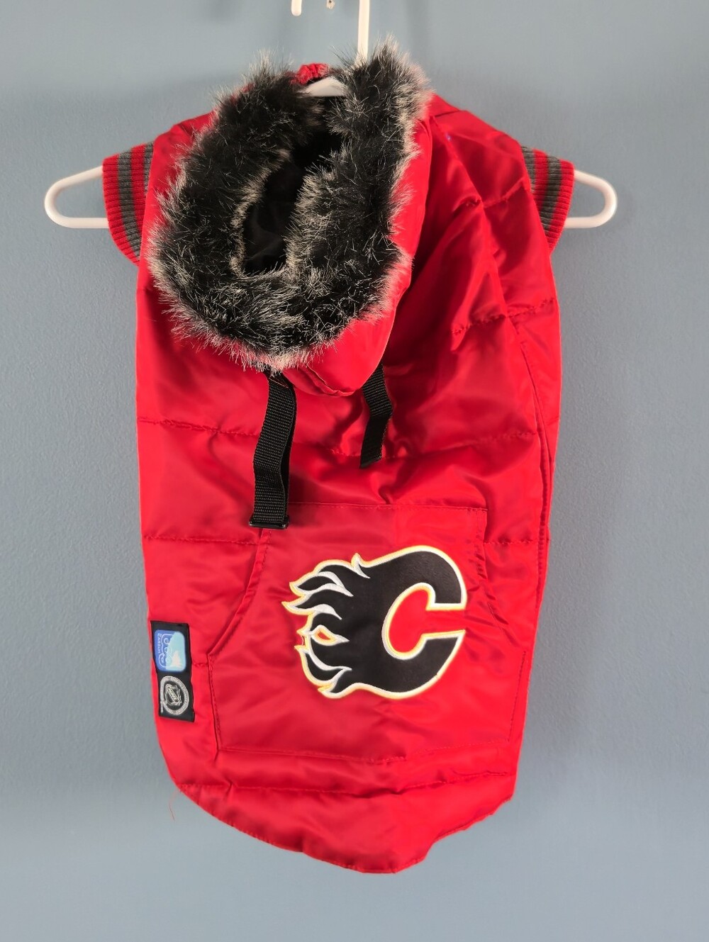 Calgary Flames Hooded Puffer Jacket For Dogs